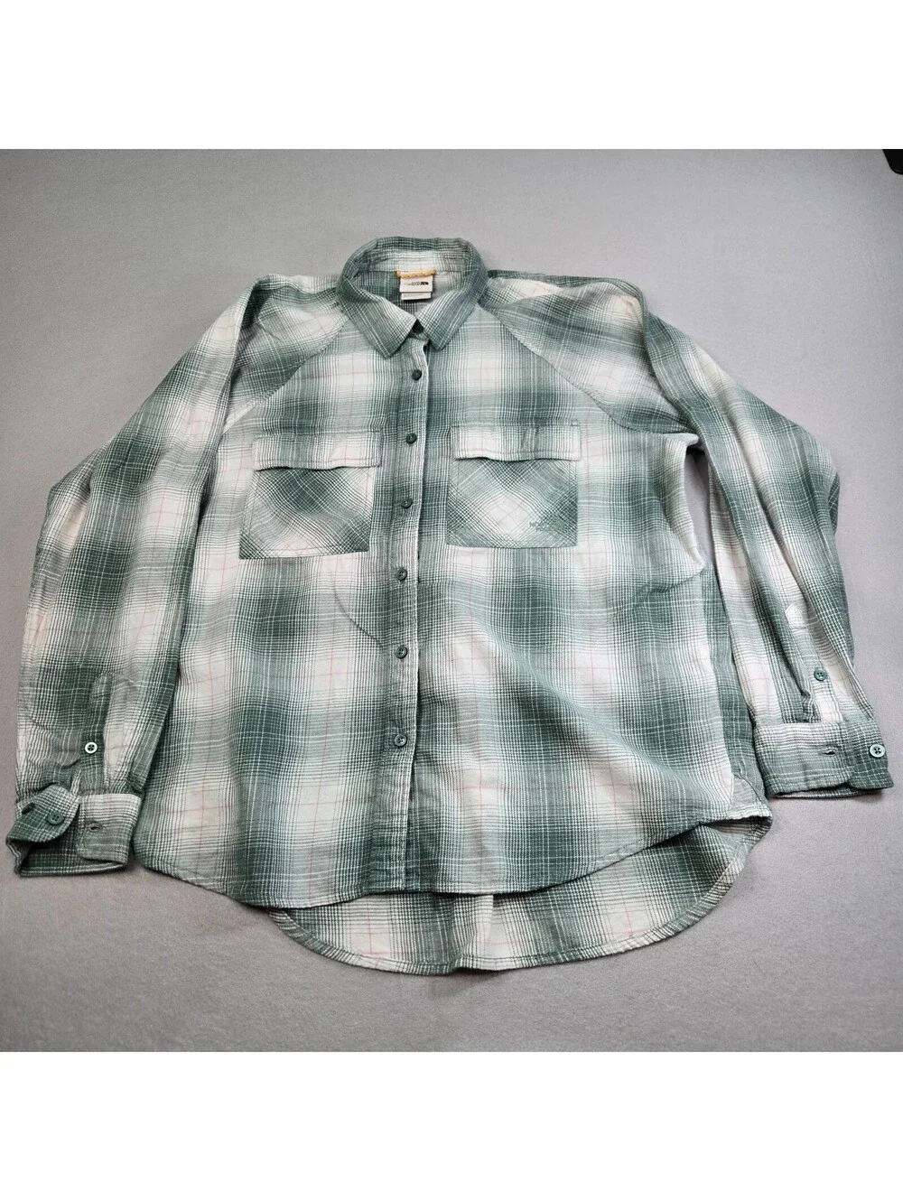 The North Face Womens Large Cotton Flannel Shirt Plaid Green Pleated Back Hiking